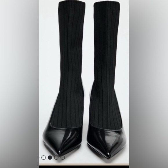 NWT ZARA ANKLE BOOT STYLE HIGH HEELS SIZE 7.5
🚨PRICE FIXED NON DISCOUNT - Picture 10 of 12